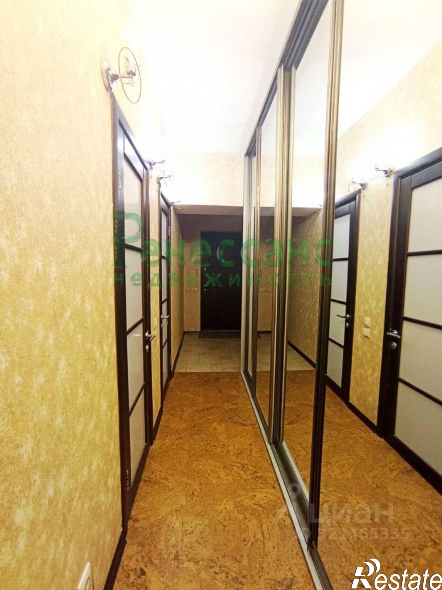 Купить квартиру за 5 395 000 рублей на ул Рославльская, 9