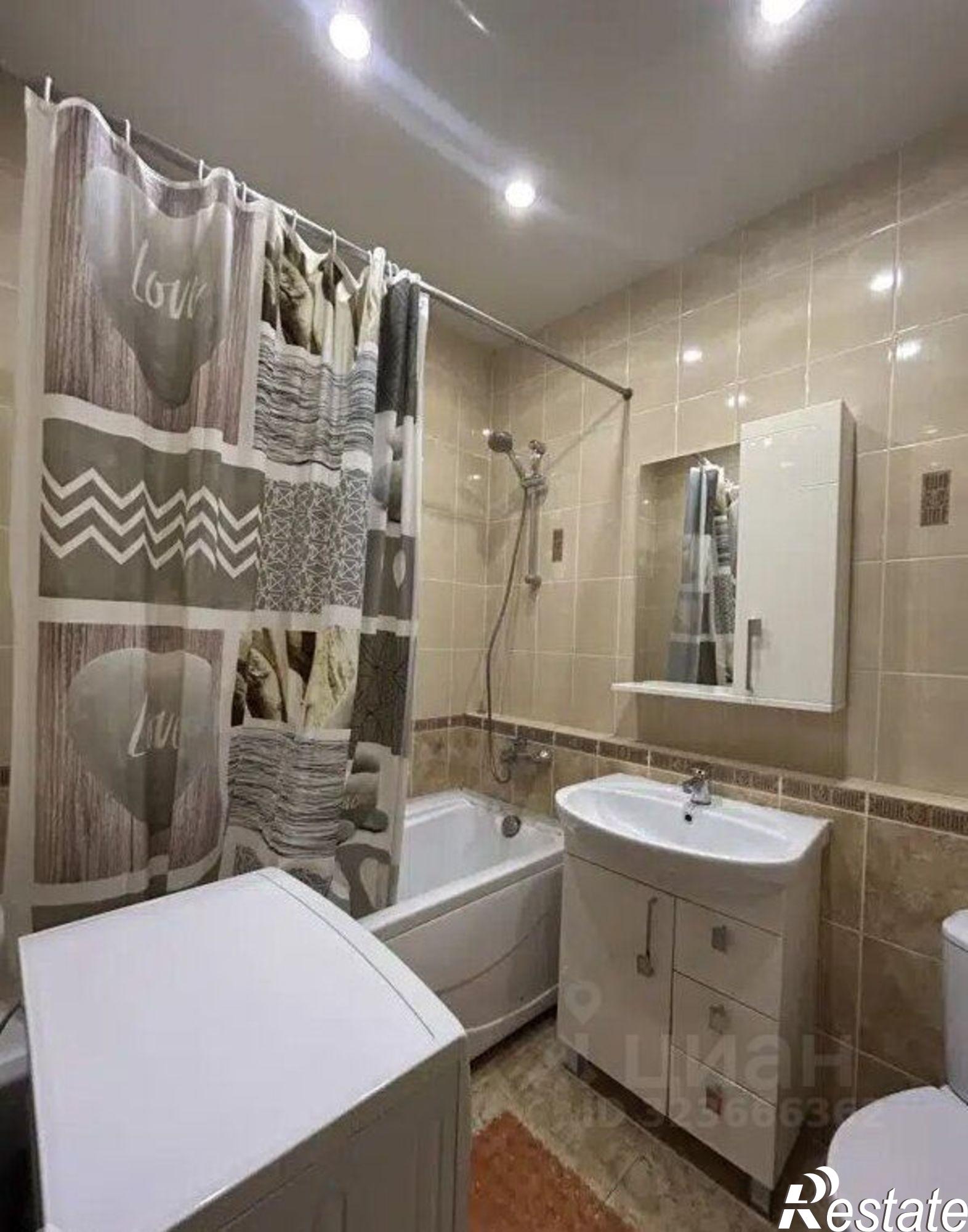 Сдать квартиру за 30 000 рублей на Брянск, Красноармейская улица, 38