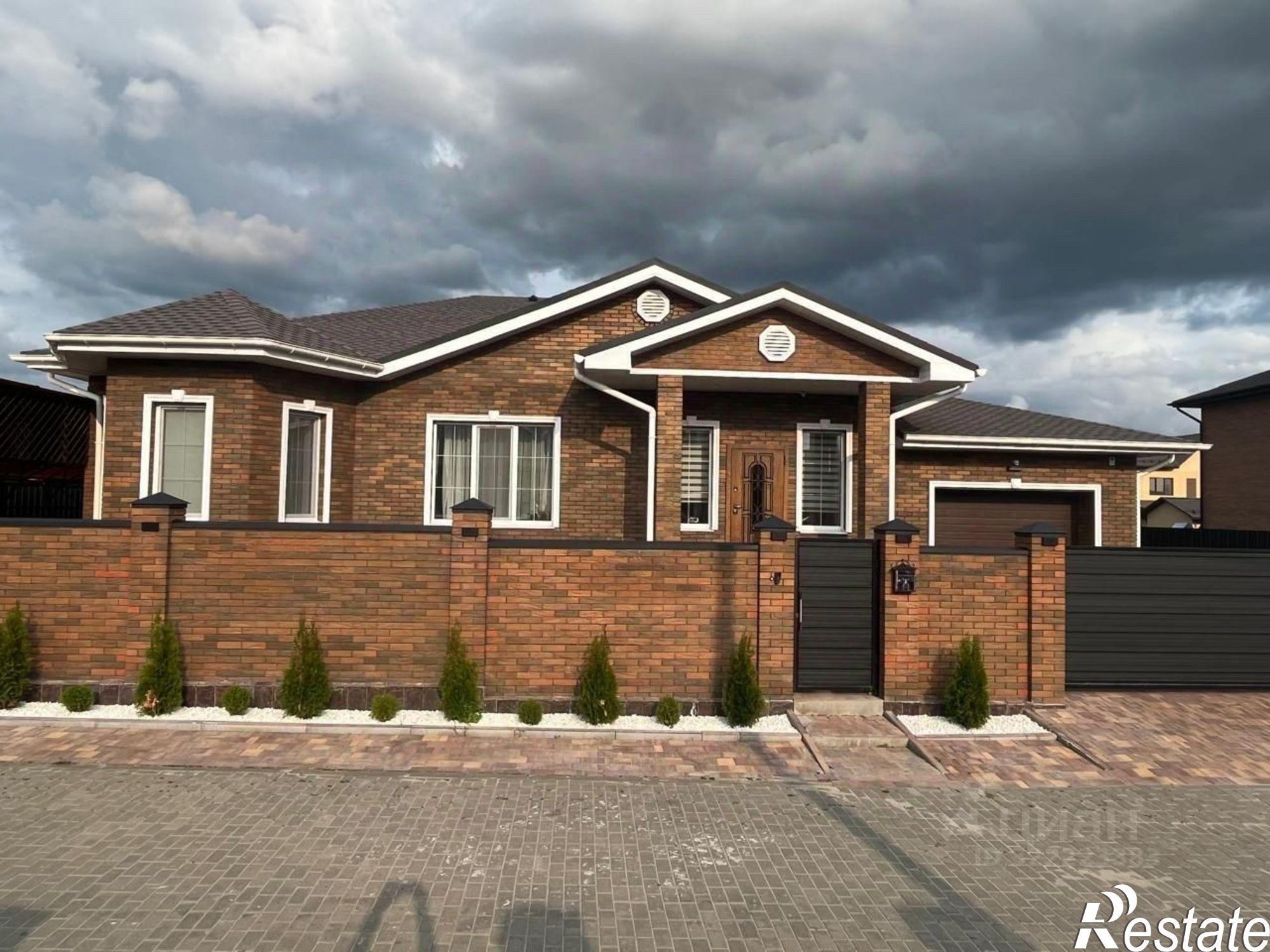 Купить дачу, дом, коттедж за 32 499 000 рублей на Брянский район