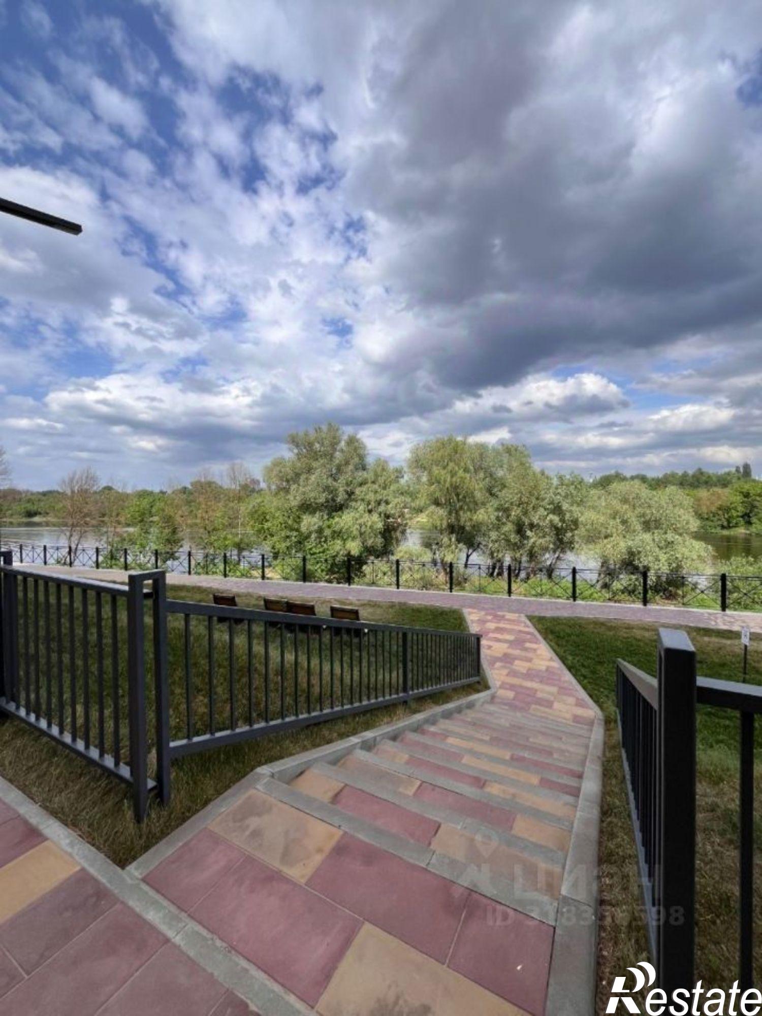 Купить квартиру за 5 437 000 рублей на Брянск городской округ, Брянск