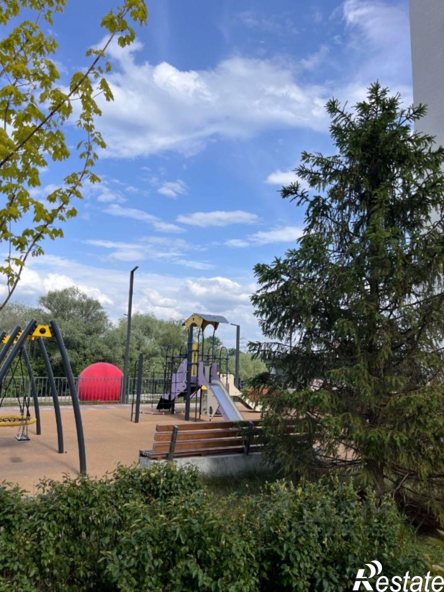 Купить квартиру за 5 437 000 рублей на Брянск городской округ, Брянск