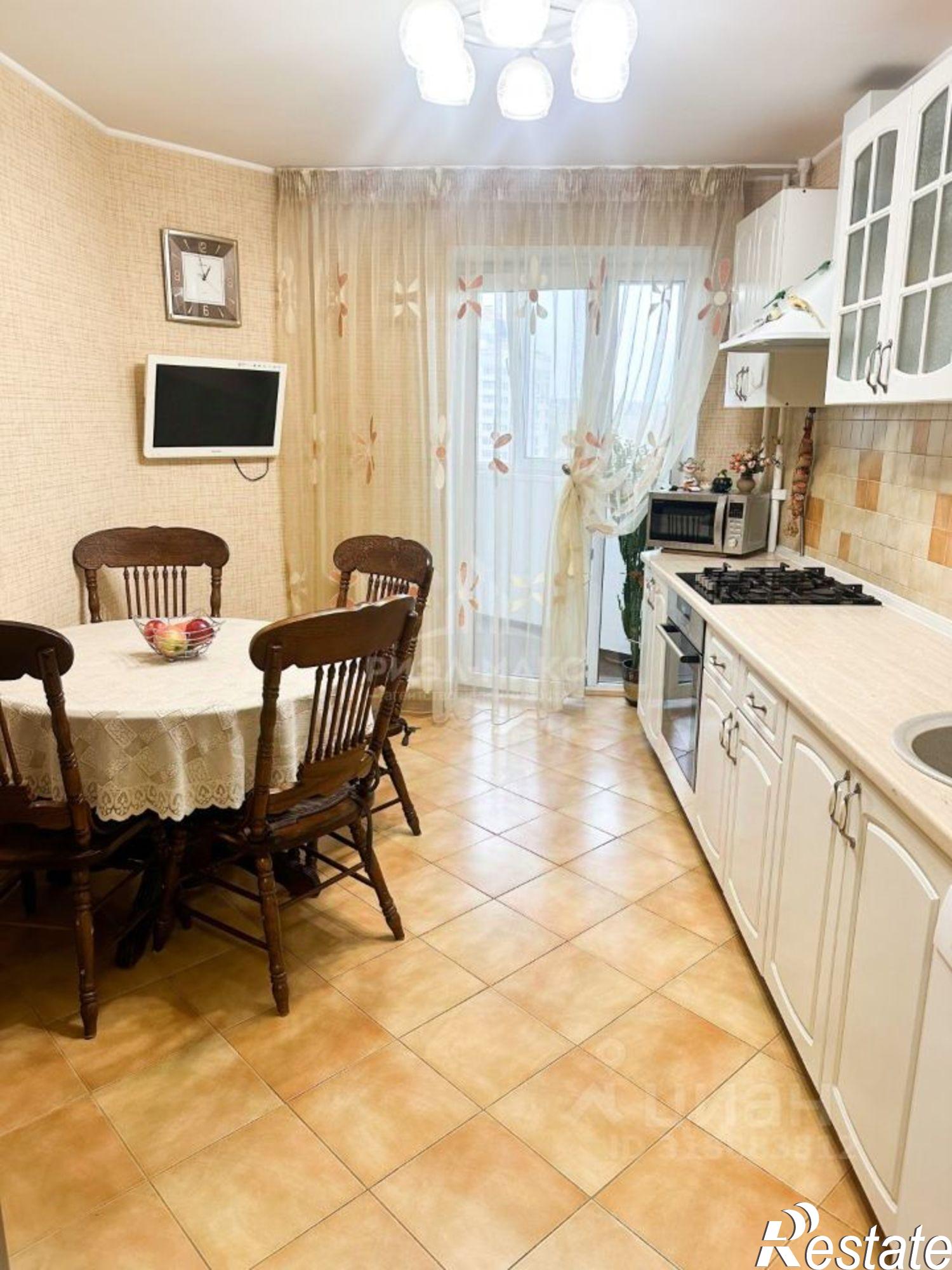 Купить квартиру за 7 450 000 рублей на Брянский район, Московский мкр, д.44