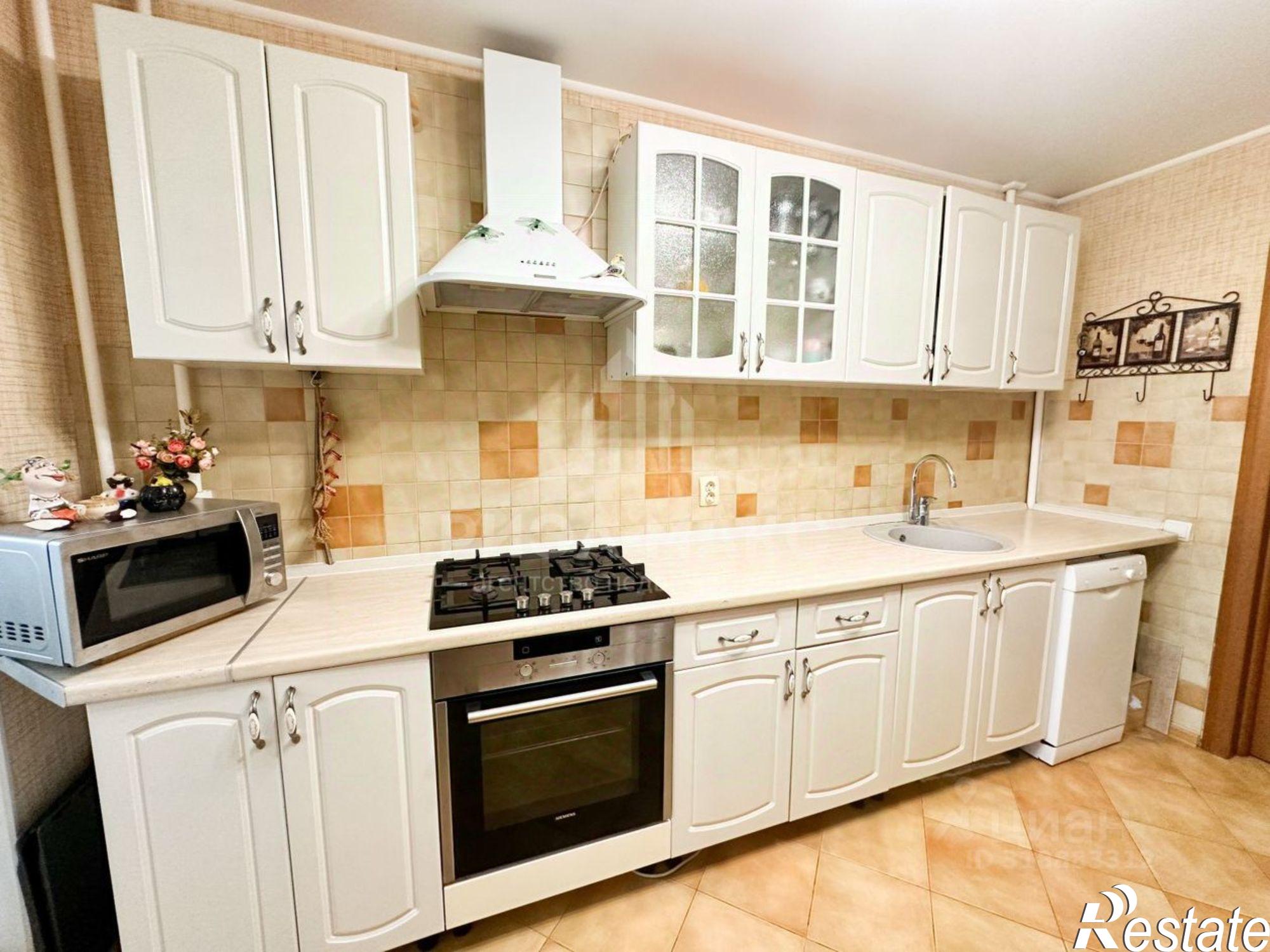 Купить квартиру за 7 450 000 рублей на Брянский район, Московский мкр, д.44