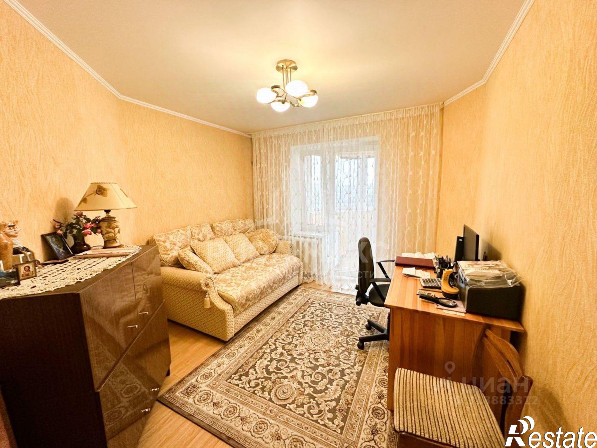 Купить квартиру за 7 450 000 рублей на Брянский район, Московский мкр, д.44