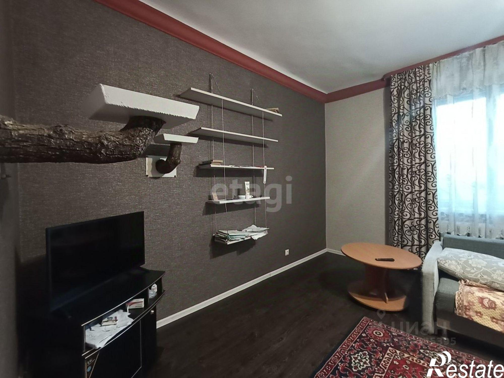 Купить комнату за 350 000 рублей на улица Крупской, 12