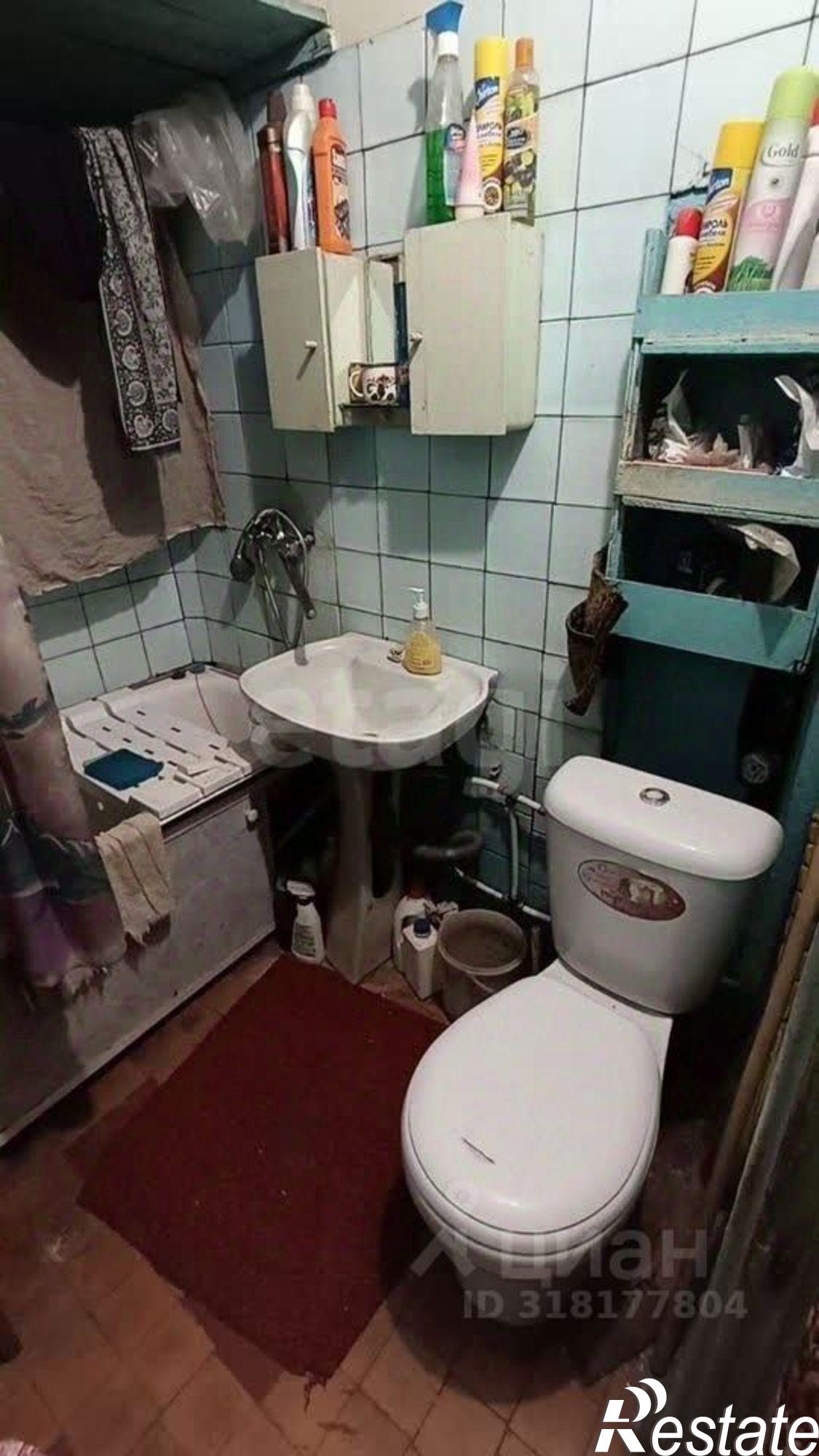 Купить квартиру за 2 200 000 рублей на проезд Горького, 1