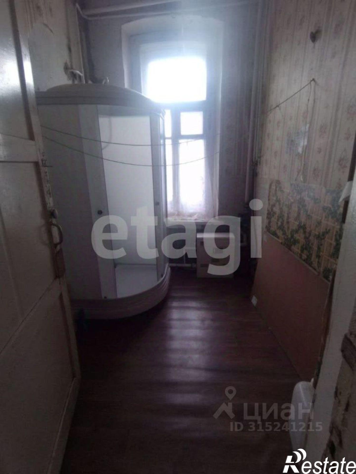 Купить квартиру за 450 000 рублей на Комаричский район