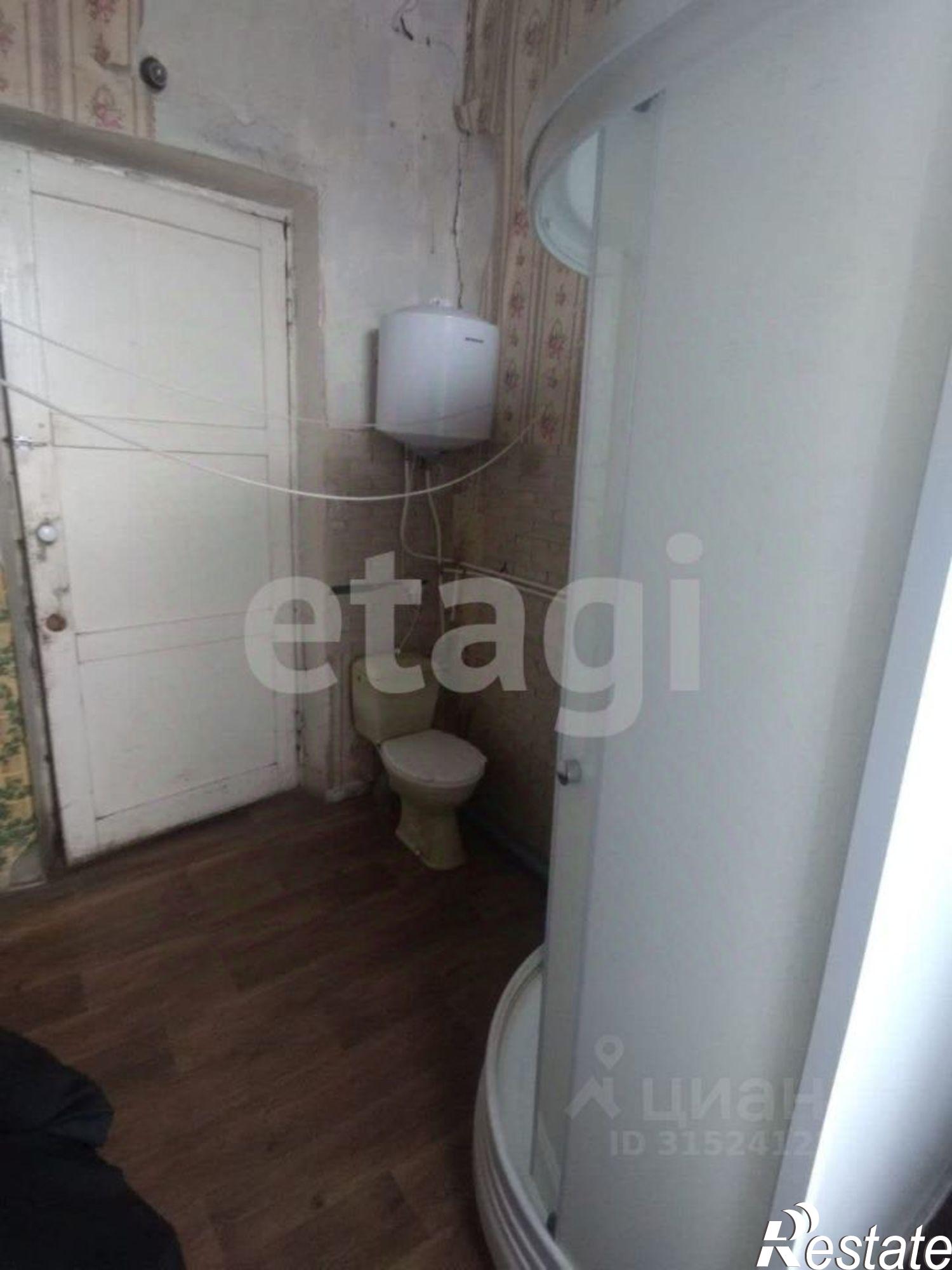 Купить квартиру за 450 000 рублей на Комаричский район