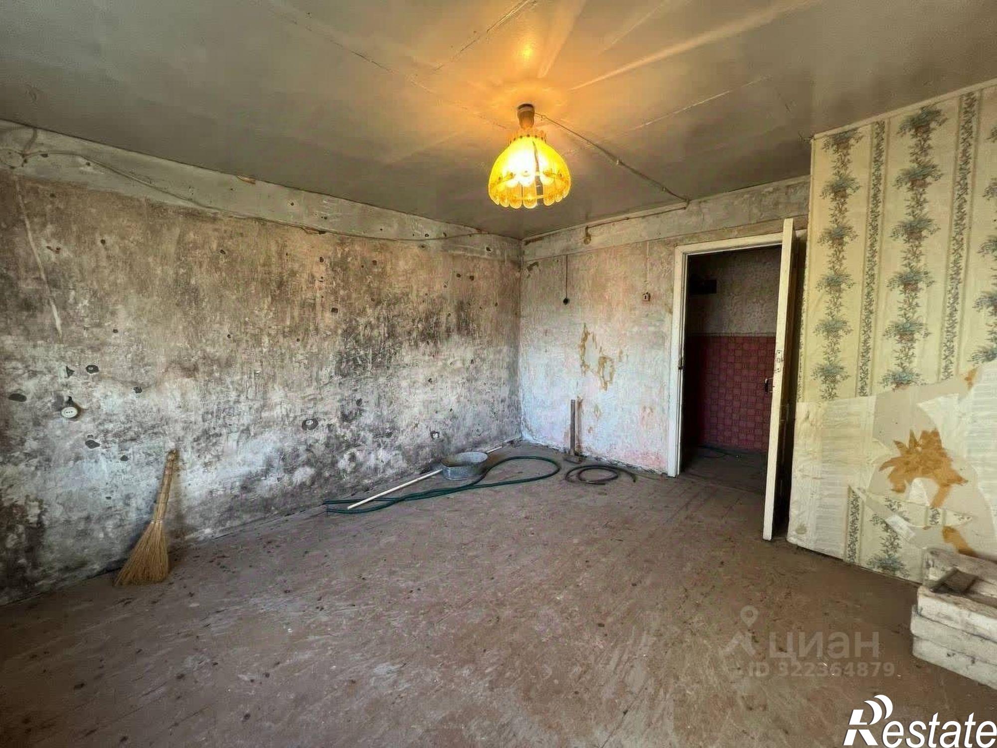 Купить квартиру за 380 000 рублей на Дятьковский район