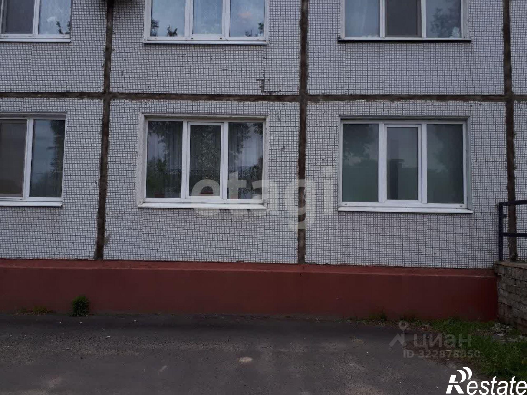 Купить квартиру за 2 130 000 рублей на Дятьковский район, Дятьково