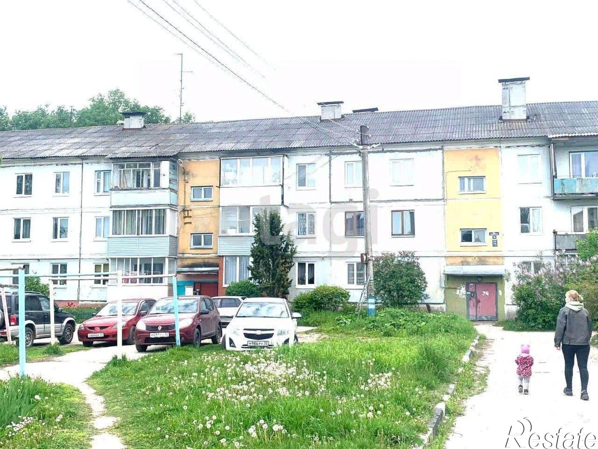 Купить квартиру за 2 700 000 рублей на Брянский район