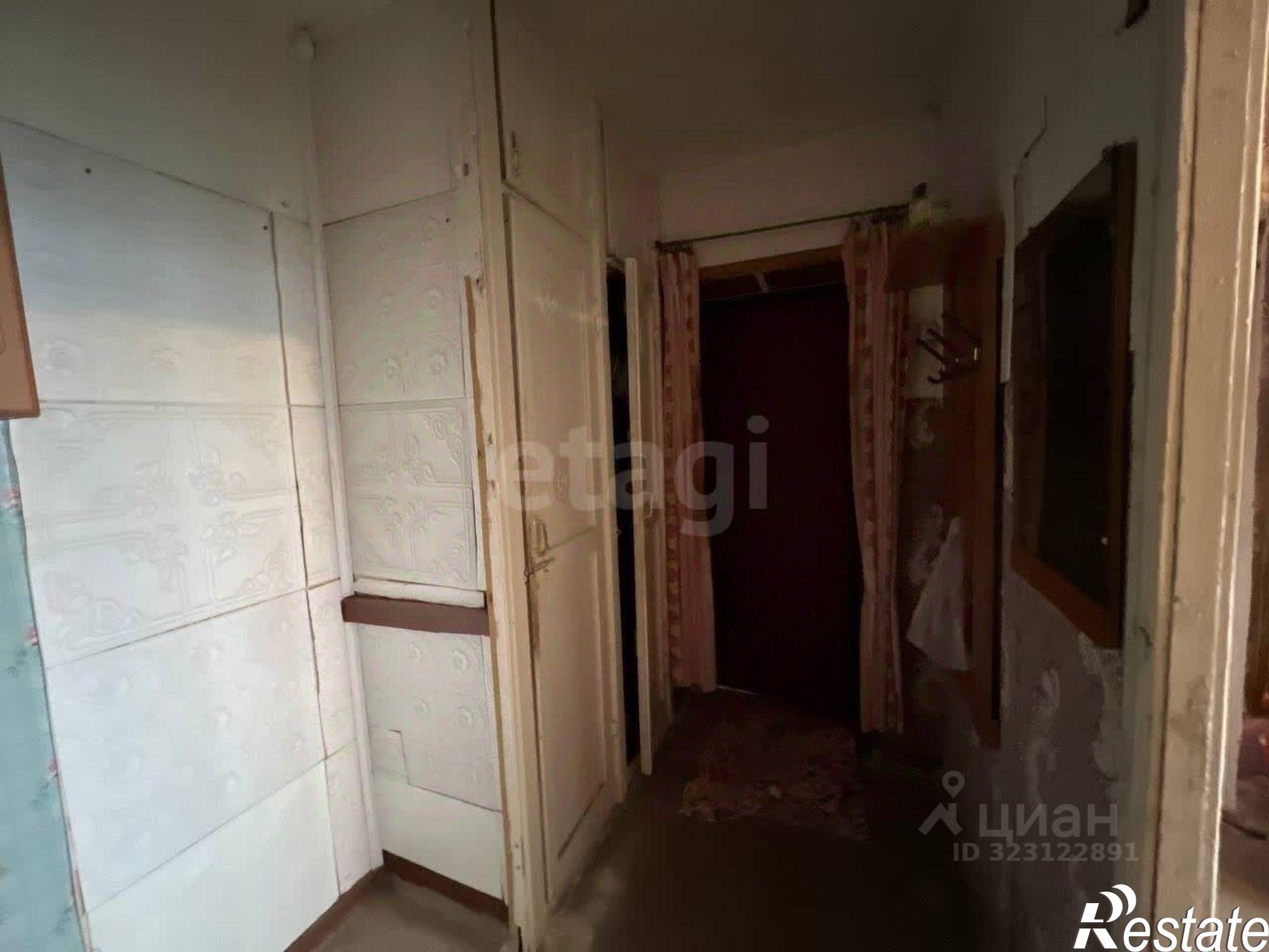 Купить комнату за 380 000 рублей на улица Карла Маркса, 11