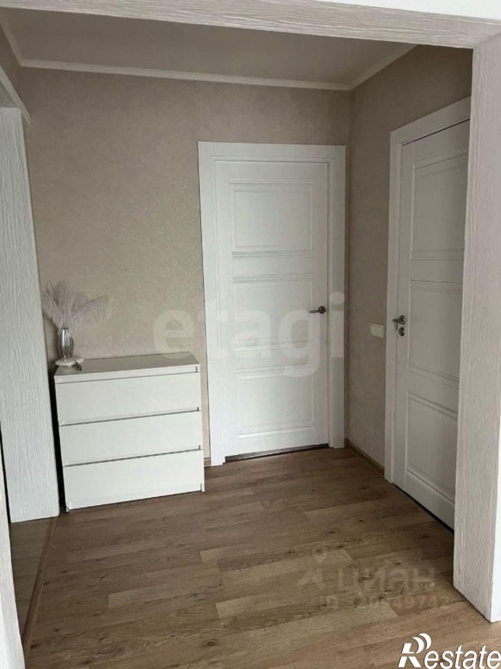 2-комн квартира улица Скоробогатова, 5,  д. 5