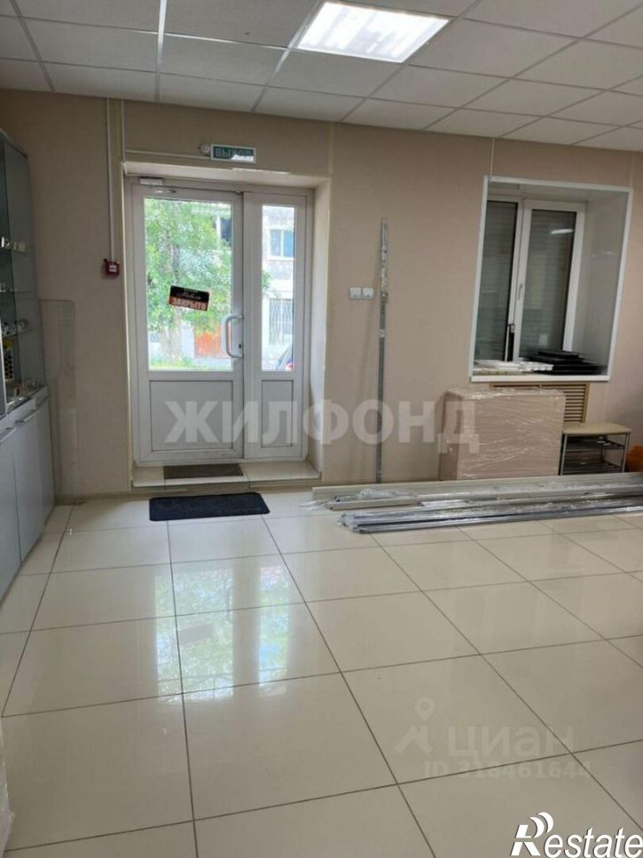 Торговое помещение Дятьково, улица Мира, 1