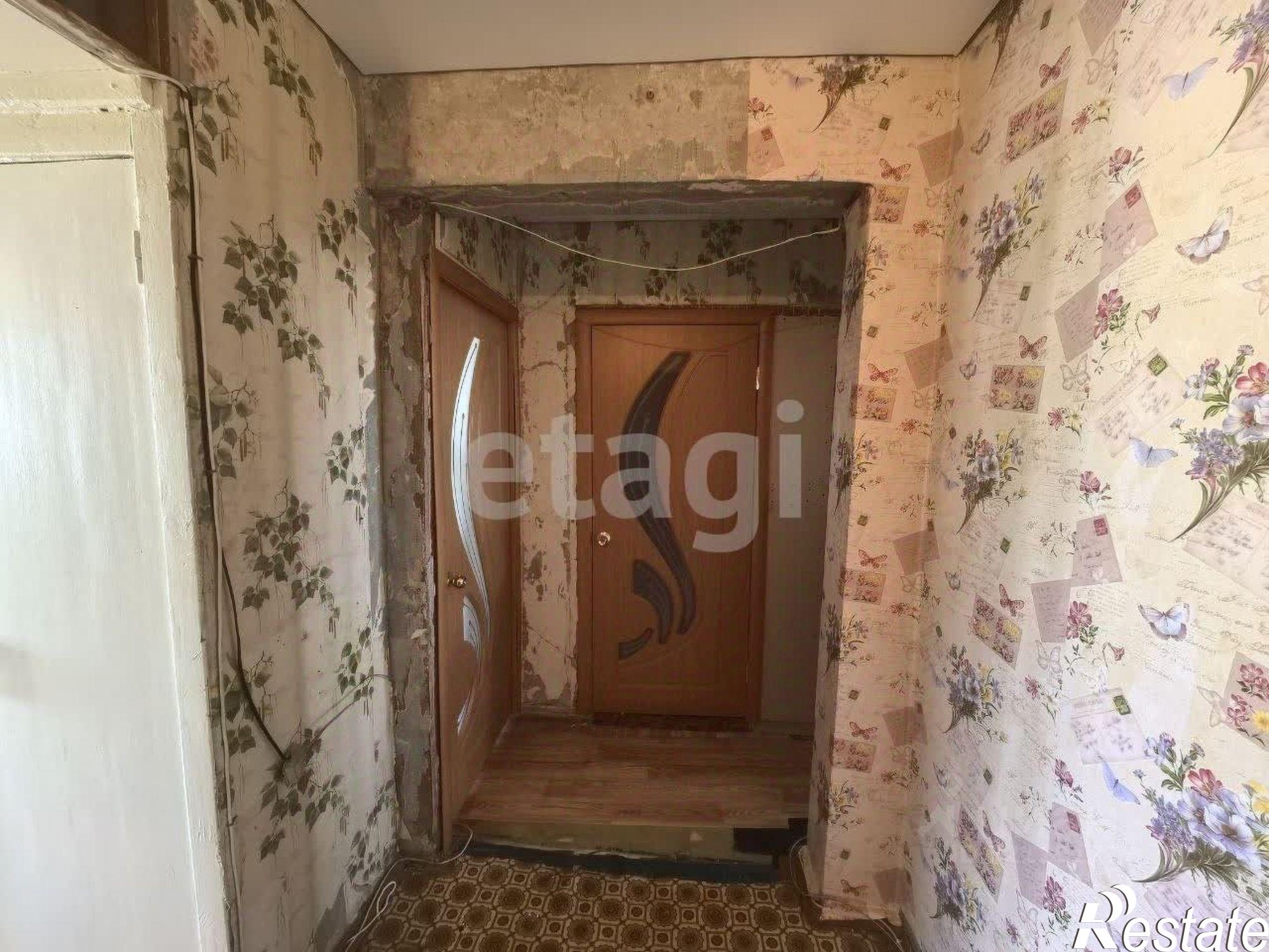 Купить квартиру за 2 550 000 рублей на Карачевский район, Карачев