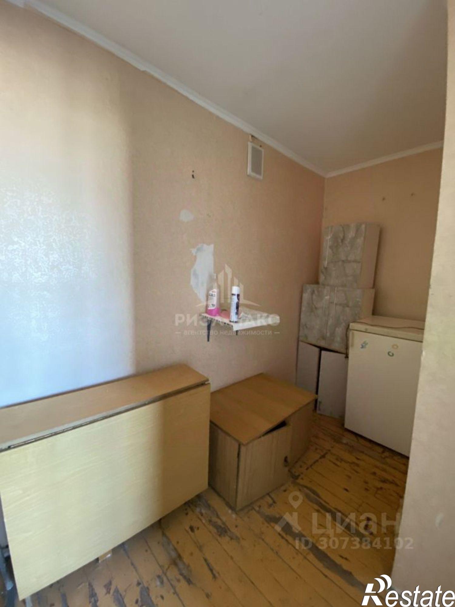 Купить комнату за 470 000 рублей на Брянск г., Володарский