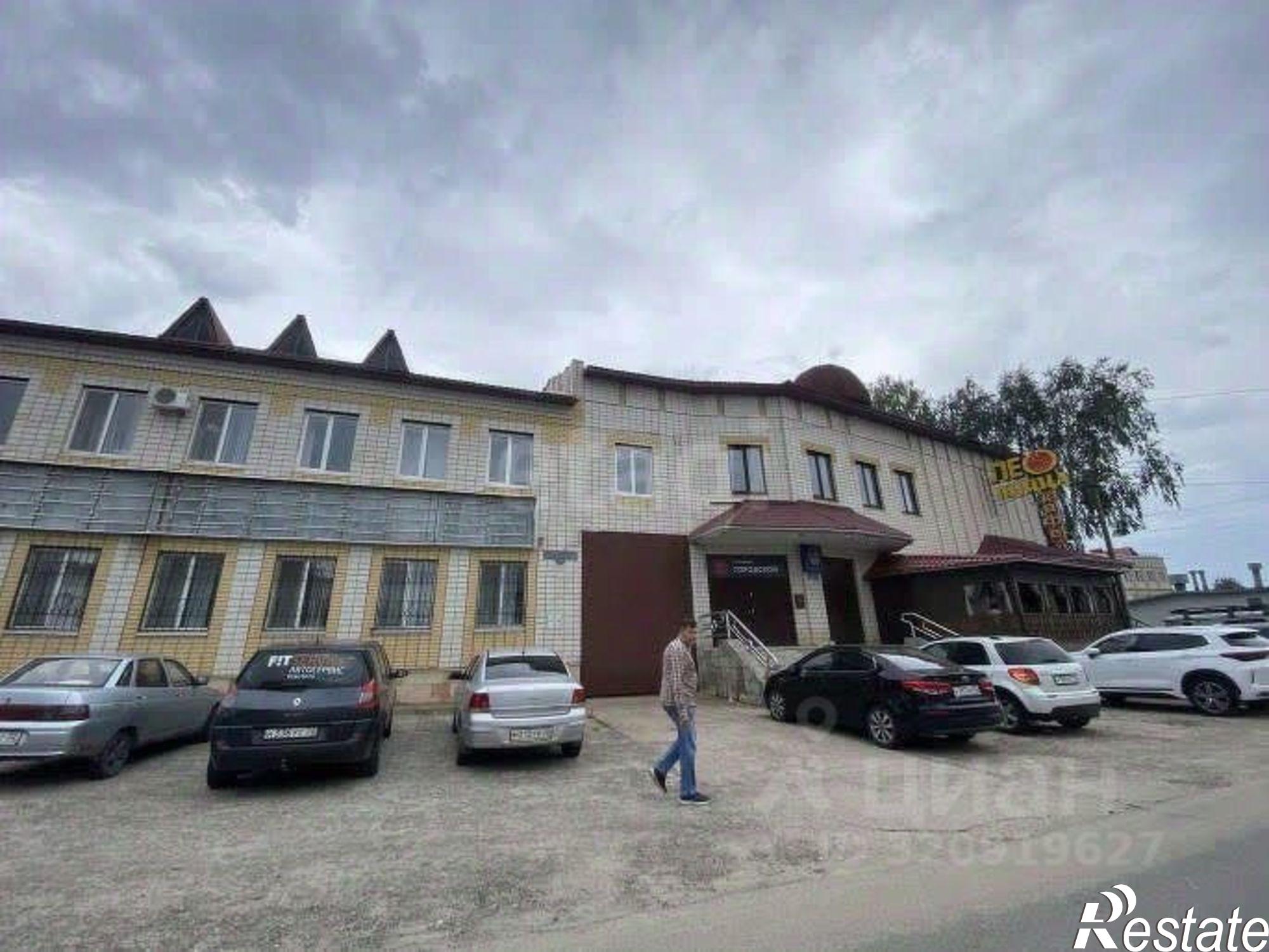 Купить складское помещение за 230 004 000 рублей на Брянский район