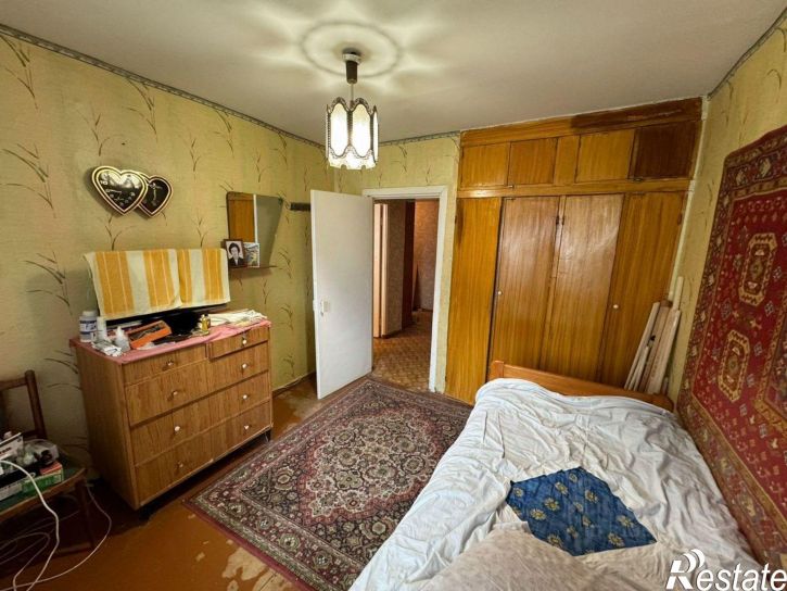 3-комн квартира ул Александрова, 49,  д. 49