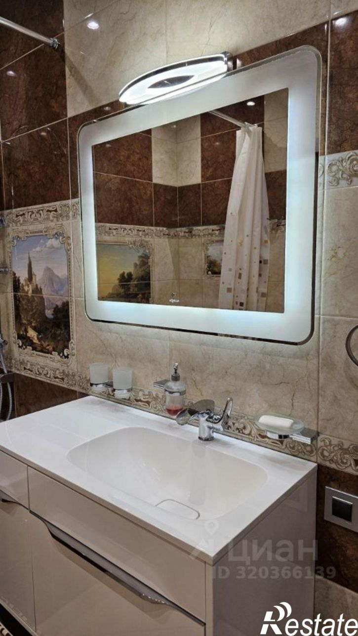 3-комн квартира улица Володарского, 17Е/1,  д. 17Е/1