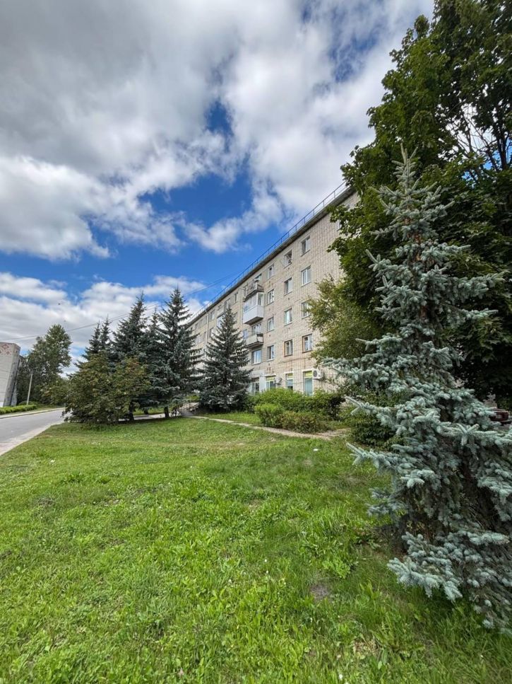 1-комн квартира улица Генерала Петренко, 2