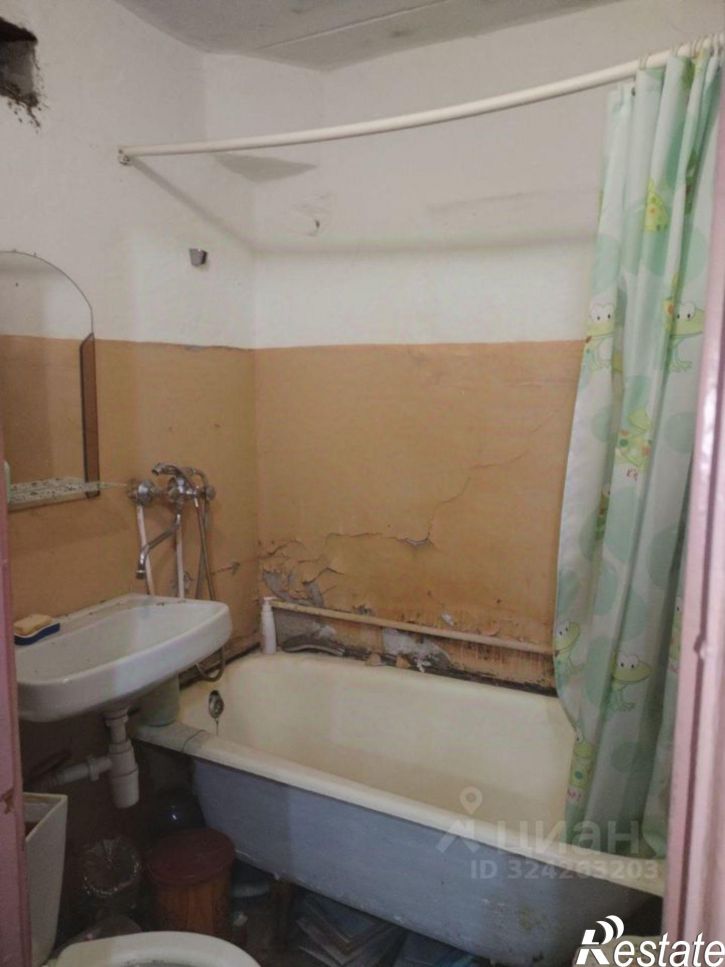 3-комн квартира ул Гагарина, 2,  д. 2