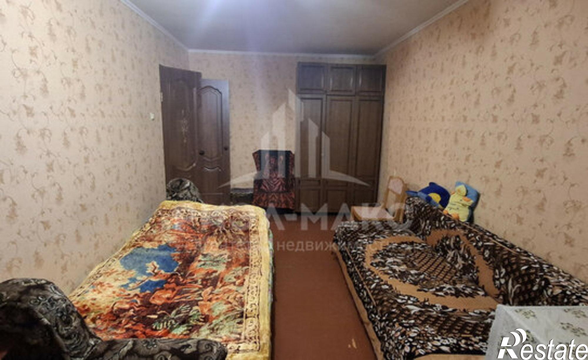 Купить квартиру за 2 250 000 рублей на Брянск, улица Есенина, 12