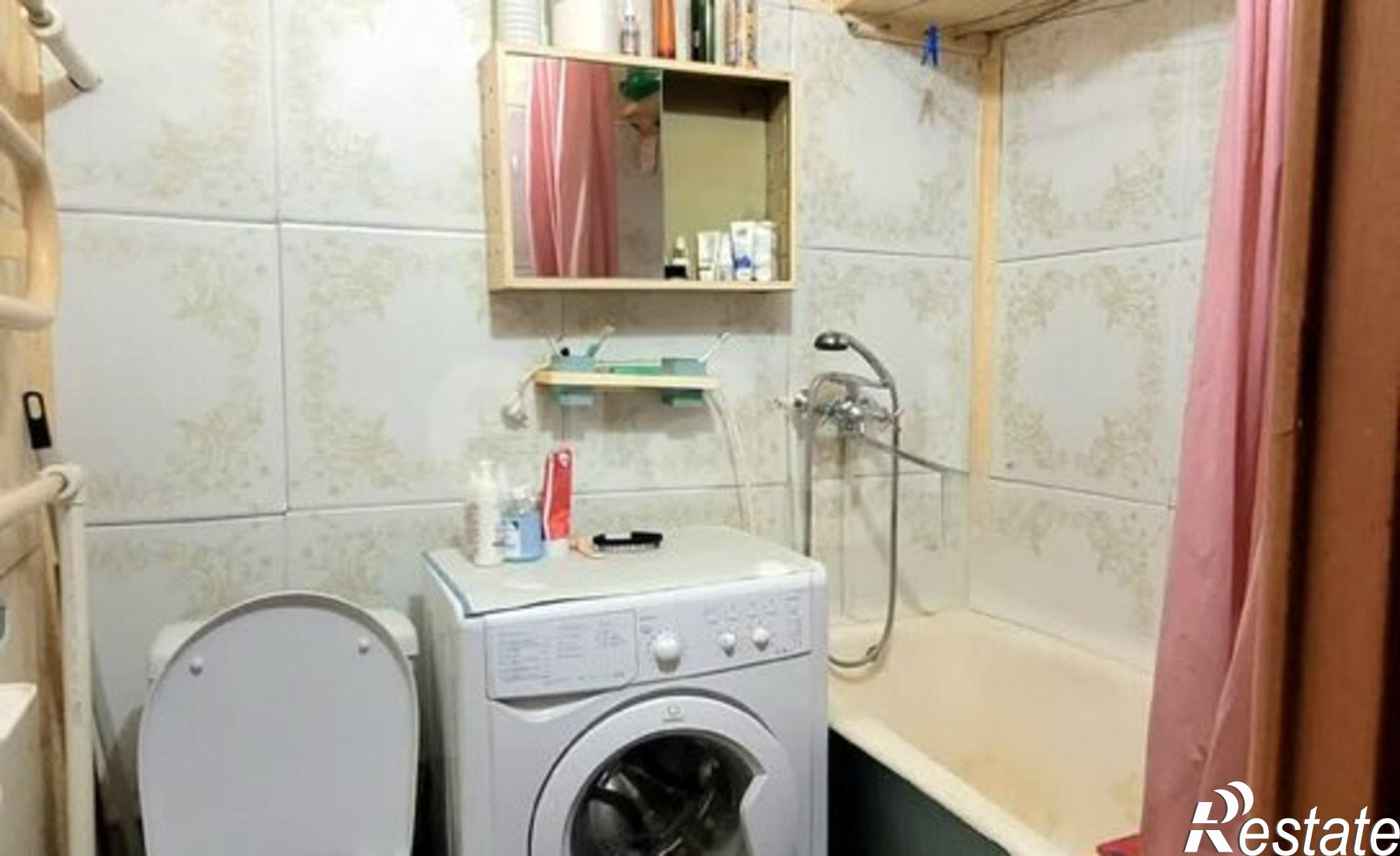 Купить квартиру за 1 500 000 рублей на Дятьковский район, рабочий посёлок Любохна, улица Сидорова, 2