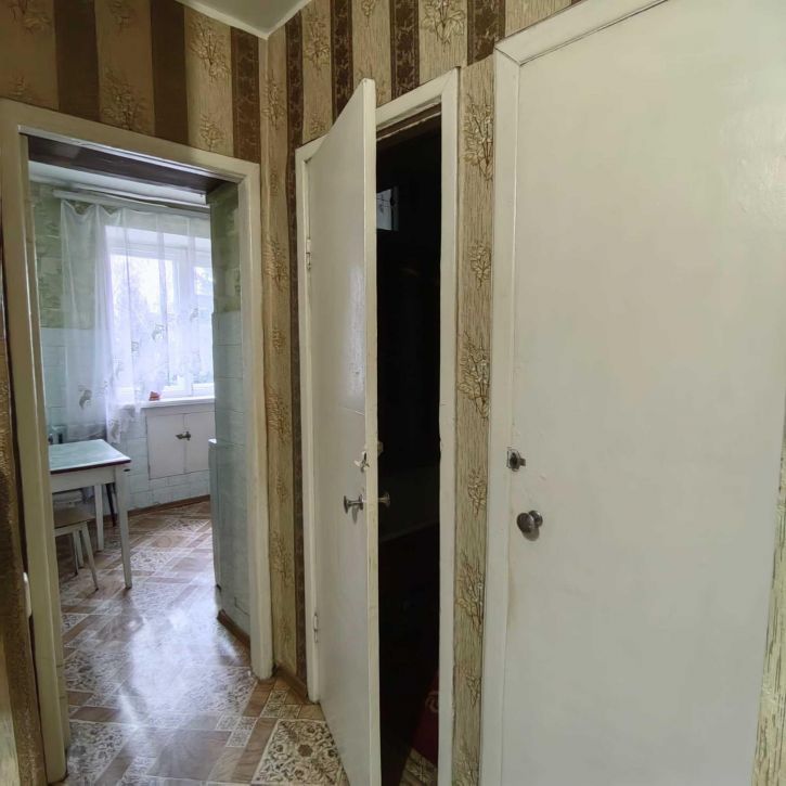 3-комн квартира улица Генерала Петренко, 2