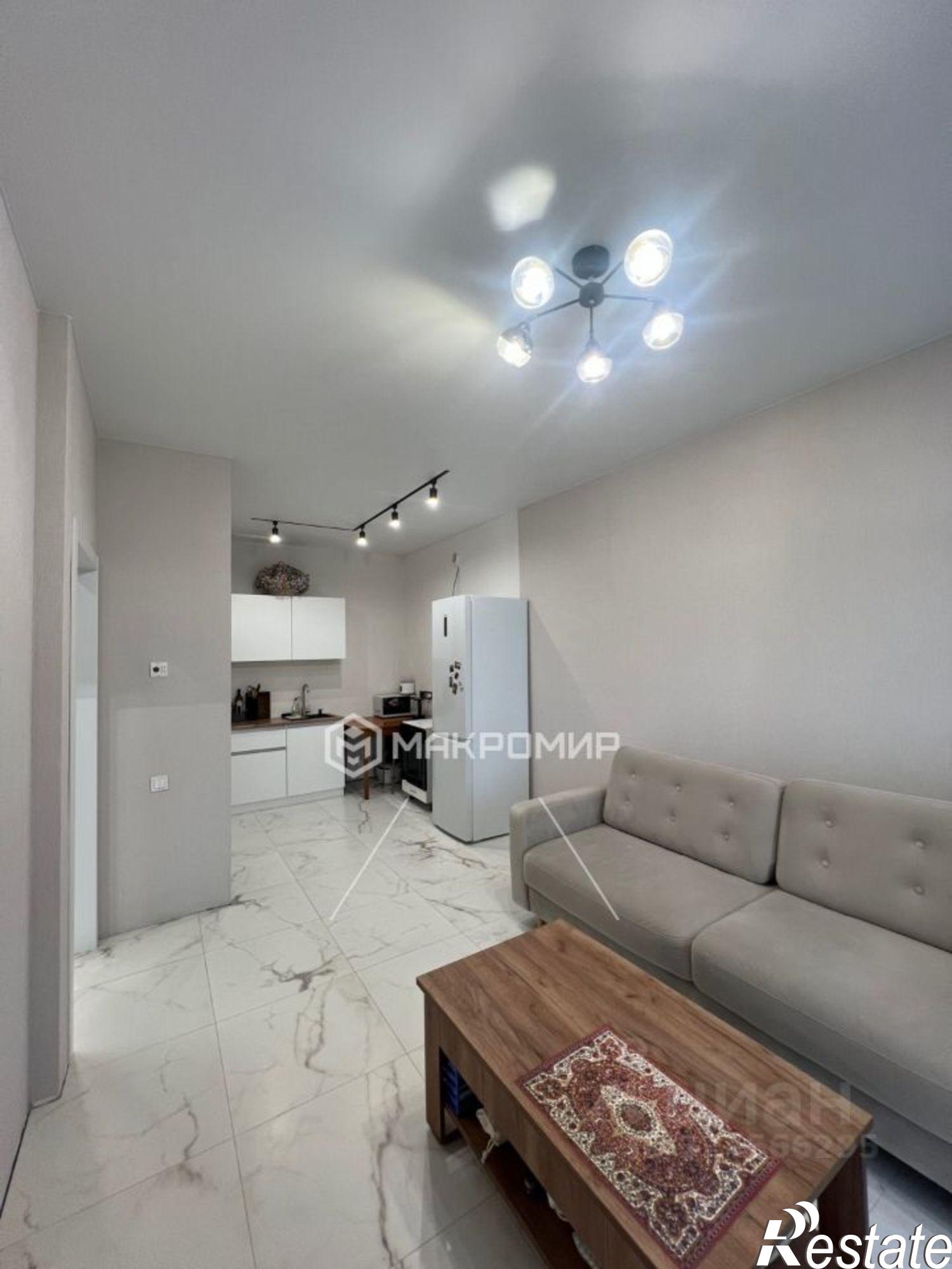 Купить квартиру за 6 200 000 рублей на Брянский район, Мегаполис-Парк мкр