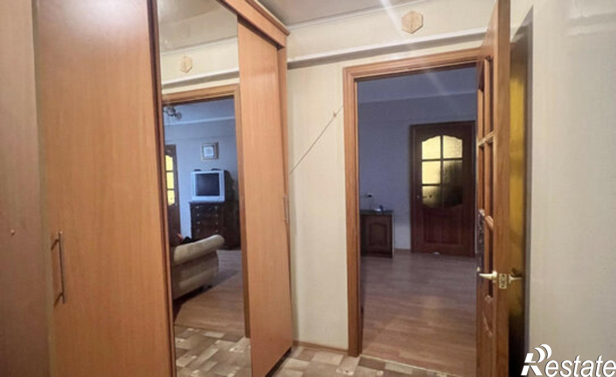 Купить квартиру за 4 200 000 рублей на Брянск, 2-й проезд Станке Димитрова, 7Б