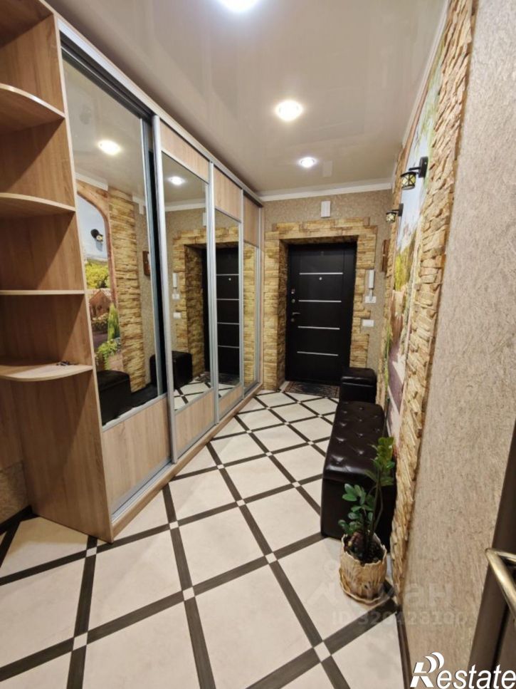 2-комн квартира Брянск, улица Горняков, 3