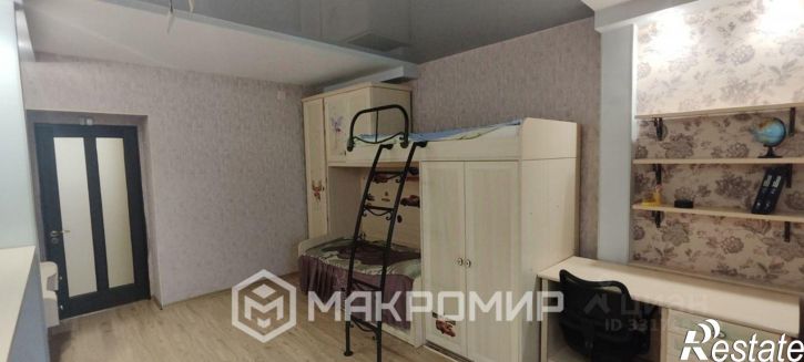 3-комн квартира Московский мкр, д.42