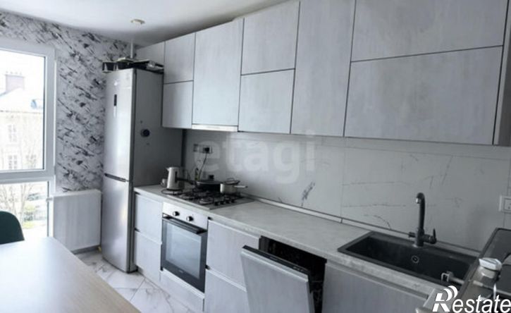 3-комн квартира ул Луначарского, 24,  д. 24