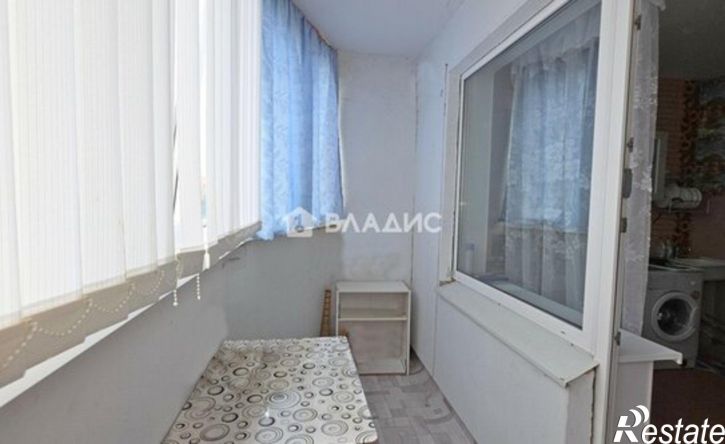 1-комн квартира Брянск, улица Братьев Ткачёвых, 5