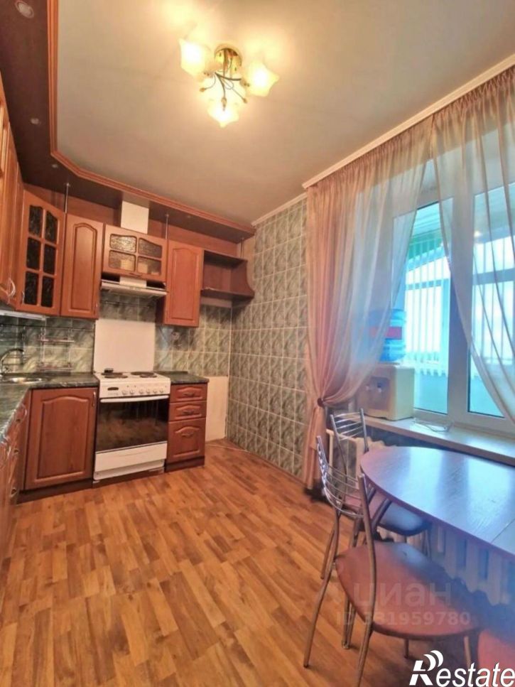3-комн квартира ул Рославльская, 6,  д. 6