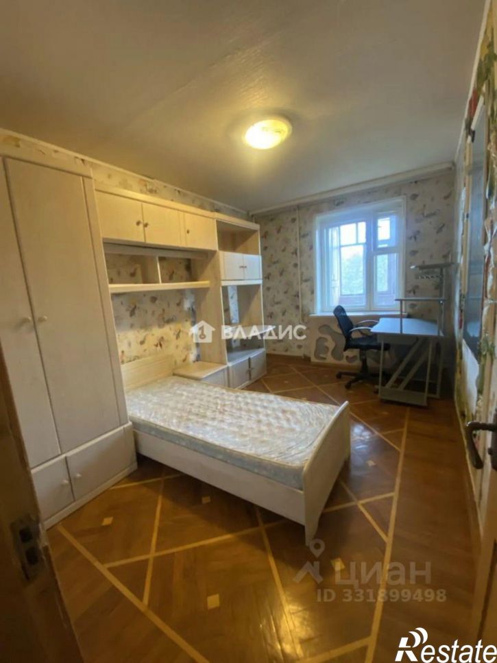 3-комн квартира Брянск, улица Есенина, 30