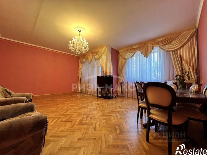 4-комн квартира Брянск г., Горького ул., д.40