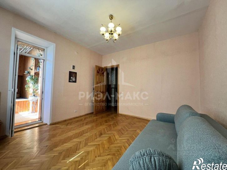 4-комн квартира Брянск г., Горького ул., д.40