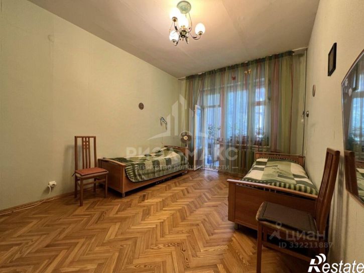 4-комн квартира Брянск г., Горького ул., д.40