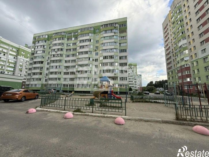 3-комн квартира Брянский район, Сосновый бор мкр, д.1