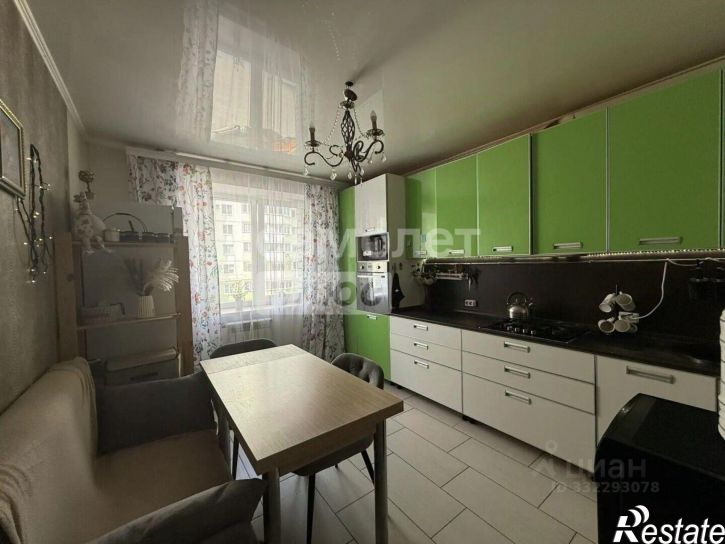 3-комн квартира Брянский район, Сосновый бор мкр, д.1