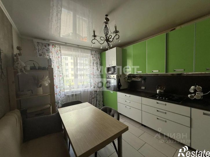 3-комн квартира Брянский район, Сосновый бор мкр, д.1
