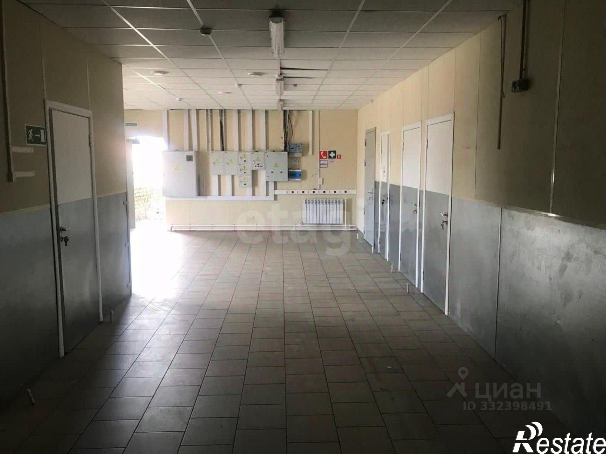 Купить торговое помещение за 17 500 400 рублей на ул Рошаля, 42