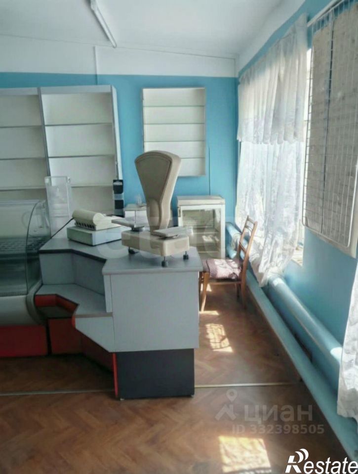 Торговое помещение ул Рошаля, 42,  д. 42