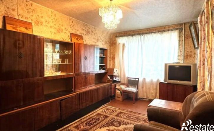 4-комн квартира ул Дзержинского, 8,  д. 8