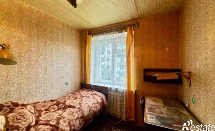 4-комн квартира ул Дзержинского, 8,  д. 8