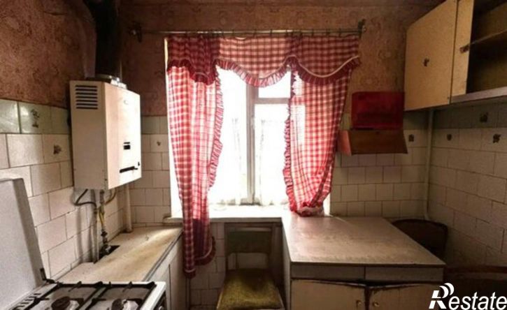 4-комн квартира ул Дзержинского, 8,  д. 8