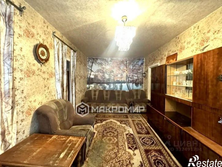 4-комн квартира ул Дзержинского, 8,  д. 8