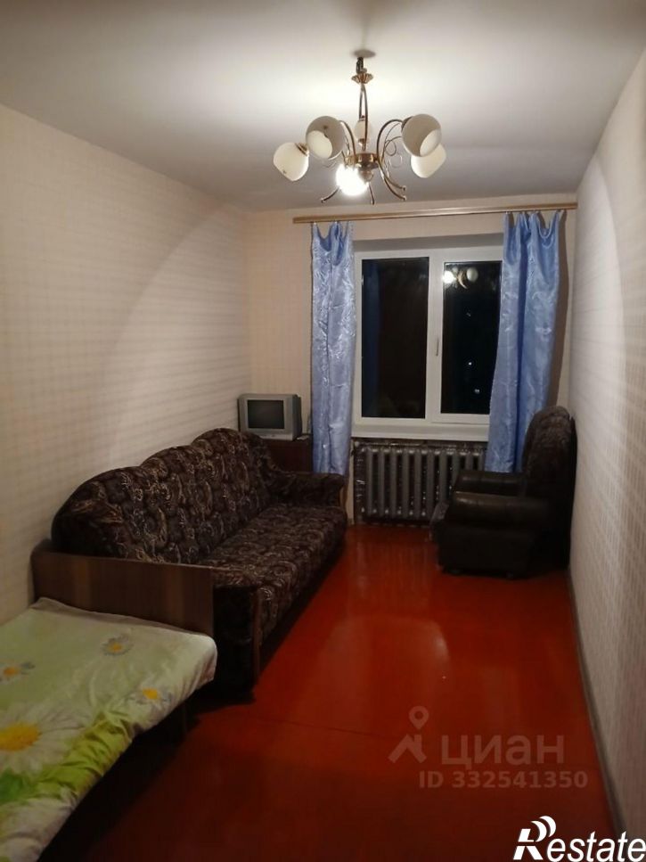 2-комн квартира Карачев, улица Свердлова, 3