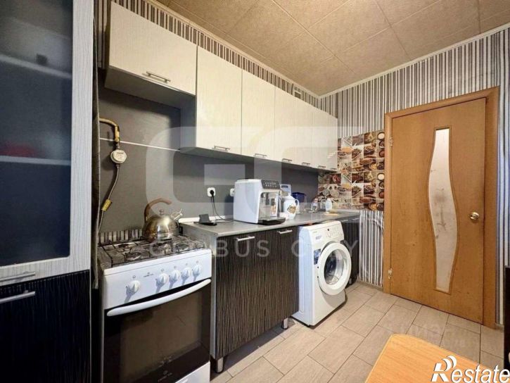 2-комн квартира улица Локомотивная,дом 5